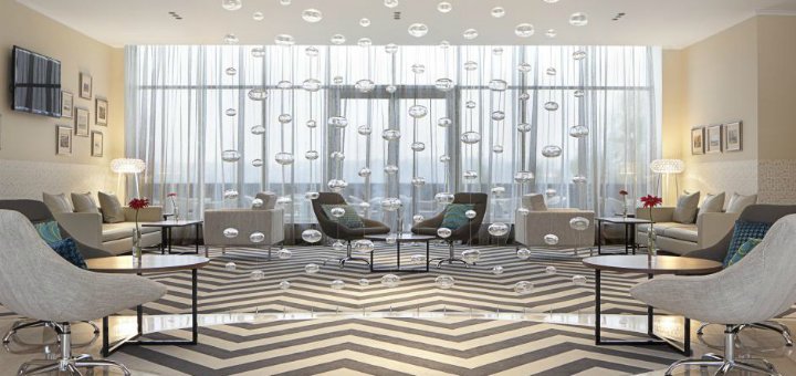 Relax at the Khotitsa Palace Hotel at a discount 2