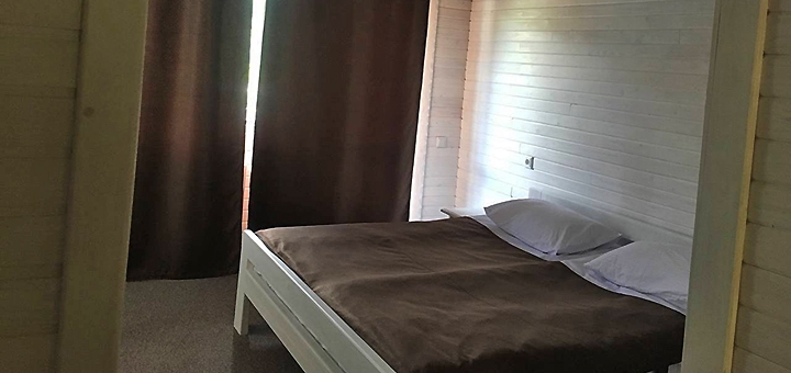Hotel Kremenitsa 2 in Vyzhnytsia. Book with promotion 4