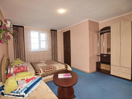 Hotel Yuzhnaya Night promotional offer