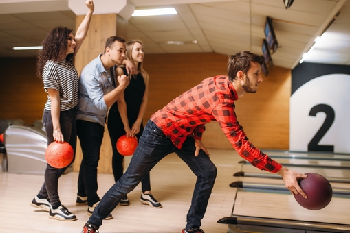 Боулинг клуб Bowling club 24 в Харькове. Со скидкой.