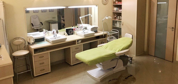 Beautician Lilia Bach
