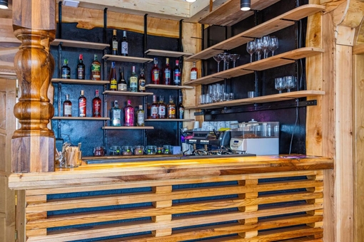 Hotel Rich Oak in Yablunytsia. Visit for promotion 18