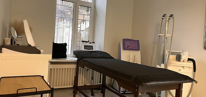 Кабинет аппаратной косметологии. Посещайте по акции 11