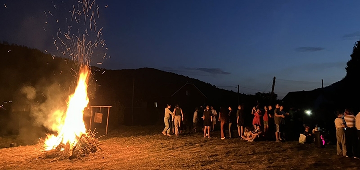 Mountain Drive Children's Camp. Visit with a special offer of 7.