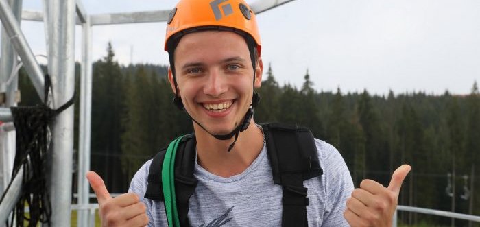 Jumping from a height adrenaline tower in bukovel from activeday. buy tickets for extreme entertainment at a discount.