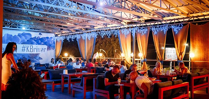 Бар «Kukuruza Bar» посещайте по акции 2