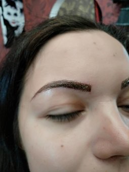 Eyebrow microblading by Oksana Karpenko in Vyshgorod. Sign up for an eyebrow tattoo for a promotion.