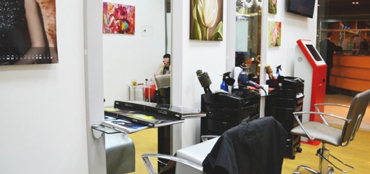 Beauty salon &quot;juliya&quot;. haircut discounts