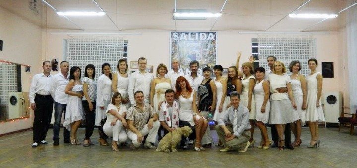 Занятия в танго-клубе «La Salida» со скидкой