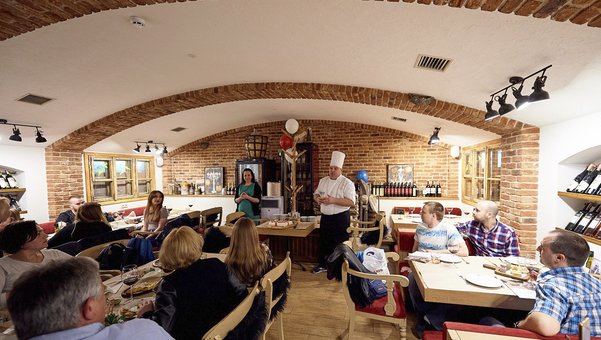 Ресторан Мама Манана. Відвідуйте по акції 14