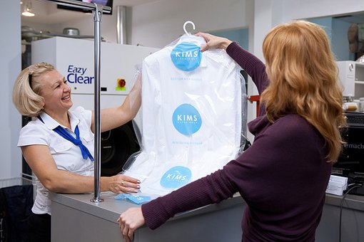 Laundry and cleaning of delicate things in the «KIMS» dry-cleaner in Dnipro. Take your clothes in for repairs for a special offer.