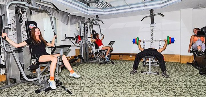 Скидки и акции на отдых в «Карпаты» в Яремче на Петраша 30