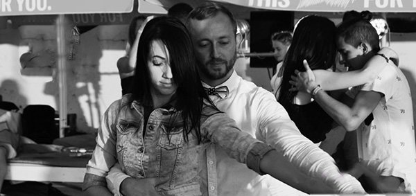 Salsa & Bachata в школе танцев «SALSATUSA» в Днепре. Записывайтесь на латиноамериканские танцы по скидке.