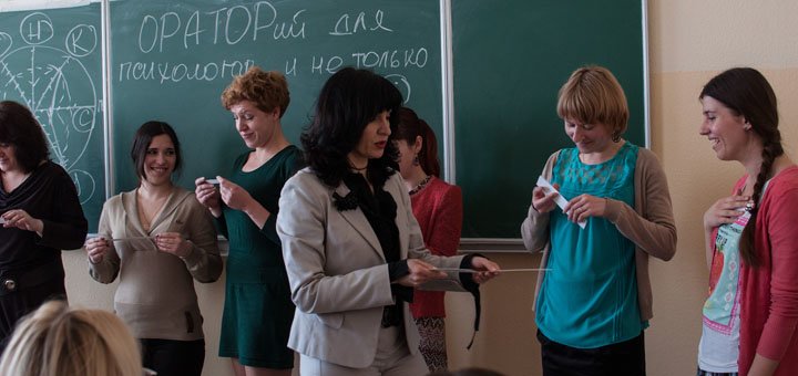 Тренінги з комунікації від арт-бізнес-тренера Олена Жаворонкова по всій Україні. Замовляйте зі знижкою
