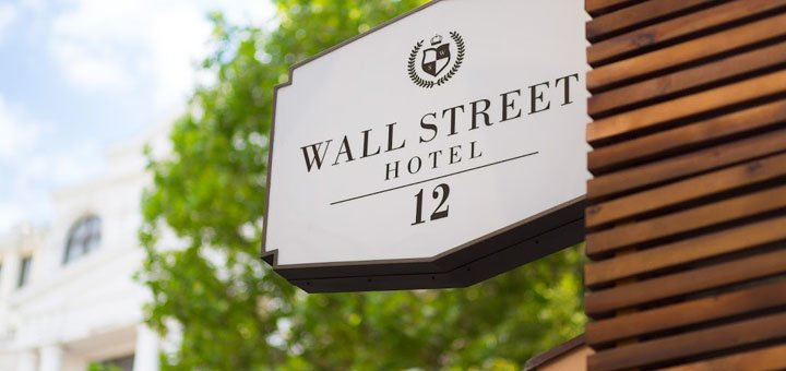 Discounts for holidays at the wall street hotel 17