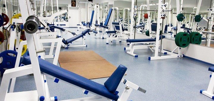 Знижка на відвідування тренажерного залу в мережі фітнес-клубів «erix» в києві