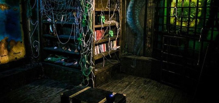 Квест-комната «Пираты Карибского Моря: Cундук Мертвеца». Бронировать квест со скидкой.