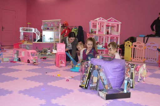 2 години у дитячій кімнаті «Lady Land» у Києві. Відвідайте зі знижкою
