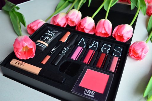 Набір косметики Нарс у магазині «Brendcosmetics» у Києві. Купуйте зі знижкою.