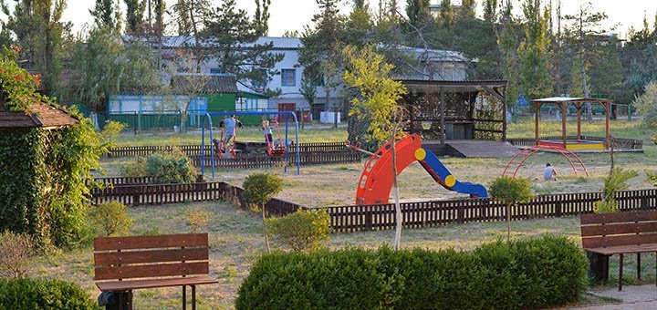 Люкс у пансіонаті «Тетяна» у Коблеві. Резервуйте номер за знижкою.9
