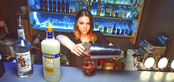 Кальян на фруктах у кальянній «Hookah nights air» у Києві. Замовити по акції