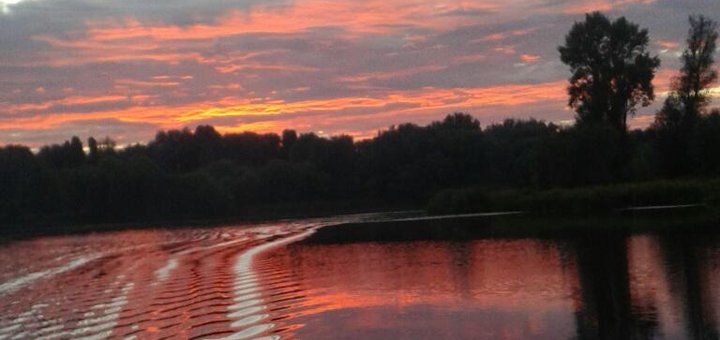 Прогулянки на теплоході «Юр'єв» у Білій Церкві. Замовити зі знижкою