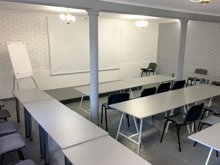 Коворкинг офисы «Май Принт Хаб» в Киеве. Оплачивайте по скидке.
