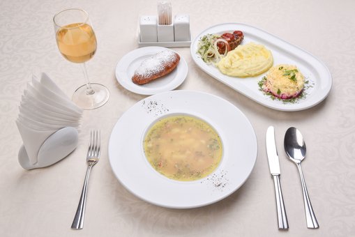 Business lunch at the Palmira restaurant in Dnipro. Order at a discount.