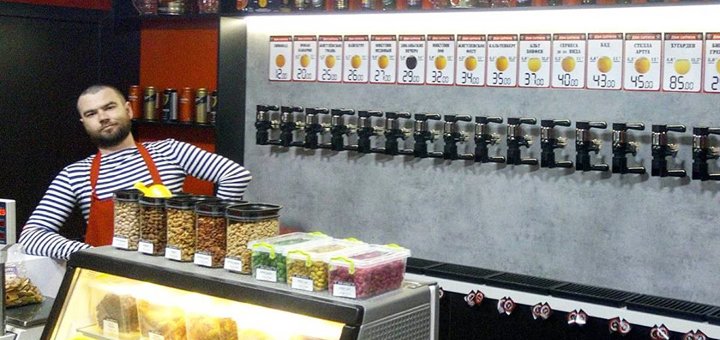 Promotions and discounts in the network of sushi markets "Two Pirates" in Zaporozhye