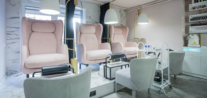 Косметологические услуги в салоне красоты «Backstage beauty salon»